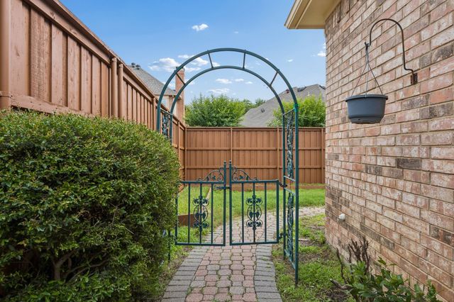 8608 Mill Creek Road, Irving, TX 75063