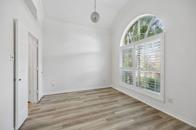 8608 Mill Creek Road, Irving, TX 75063