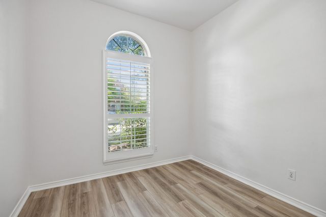 8608 Mill Creek Road, Irving, TX 75063