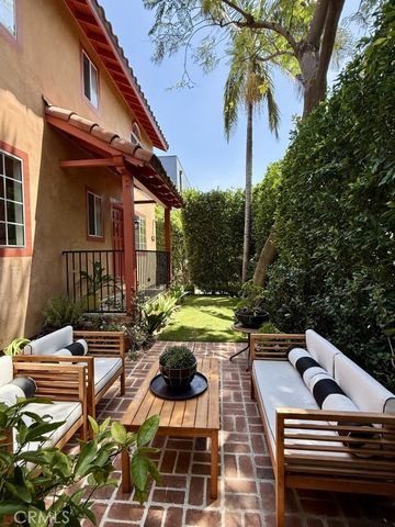 7621 Norton Avenue, West Hollywood, CA 90046