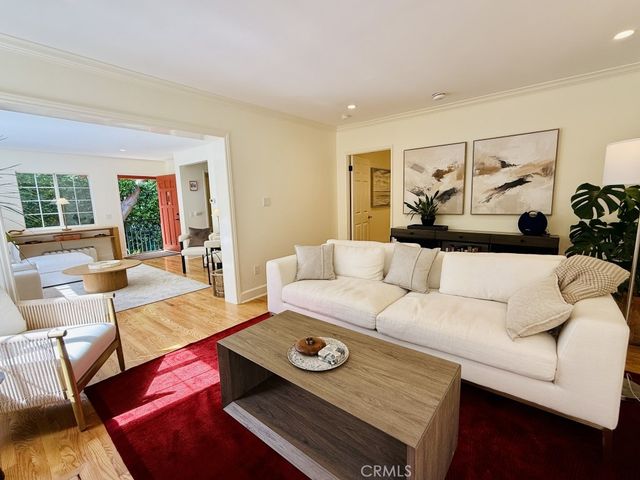 7621 Norton Avenue, West Hollywood, CA 90046