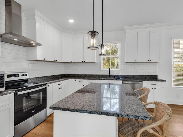 111 Tidal Creek Dr., Murrells Inlet, SC 29576