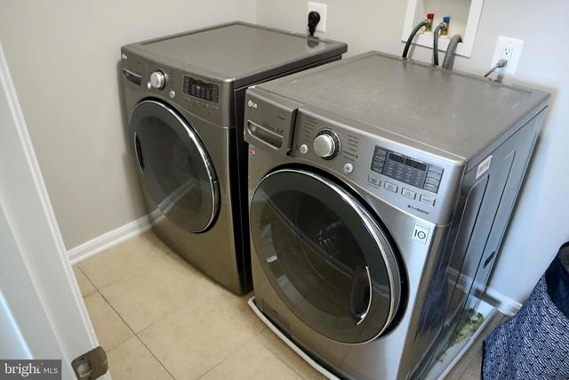 2716 LAKE FOREST DR, Upper Marlboro, MD 20774