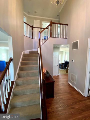 2716 LAKE FOREST DR, Upper Marlboro, MD 20774