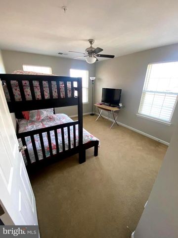 2716 LAKE FOREST DR, Upper Marlboro, MD 20774