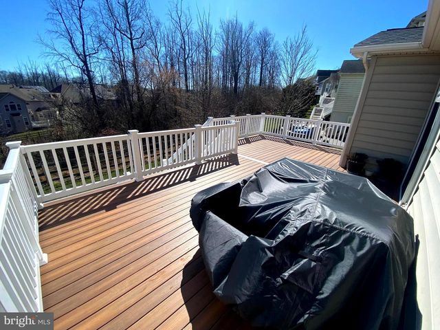 2716 LAKE FOREST DR, Upper Marlboro, MD 20774