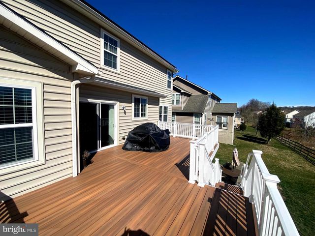 2716 LAKE FOREST DR, Upper Marlboro, MD 20774