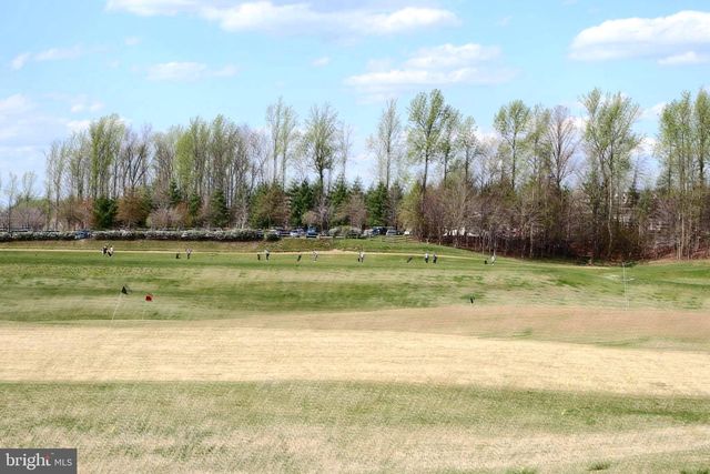 2716 LAKE FOREST DR, Upper Marlboro, MD 20774