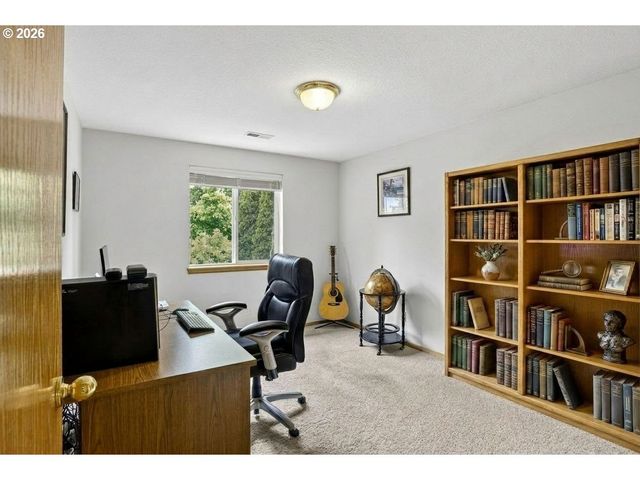 10204 Ne 83RD St, Vancouver, WA 98662