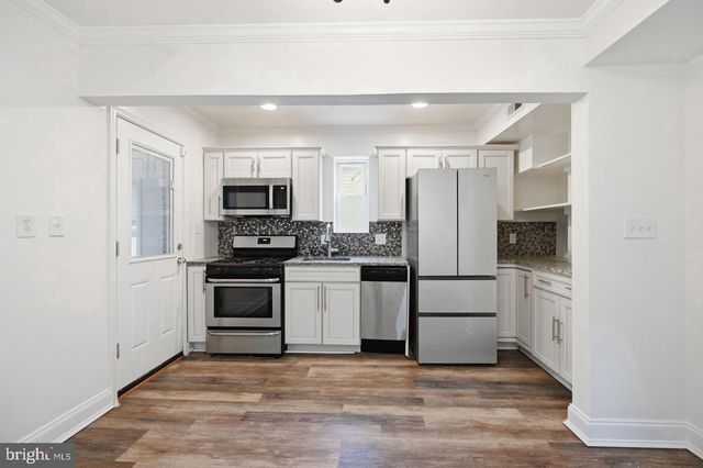 2842 30TH ST NE, Washington, DC 20018