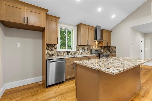 31 Woodale Ave 3, Boston, MA 02126