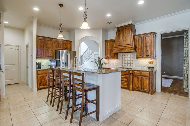 43 Crown Road, Willow Park, TX 76087