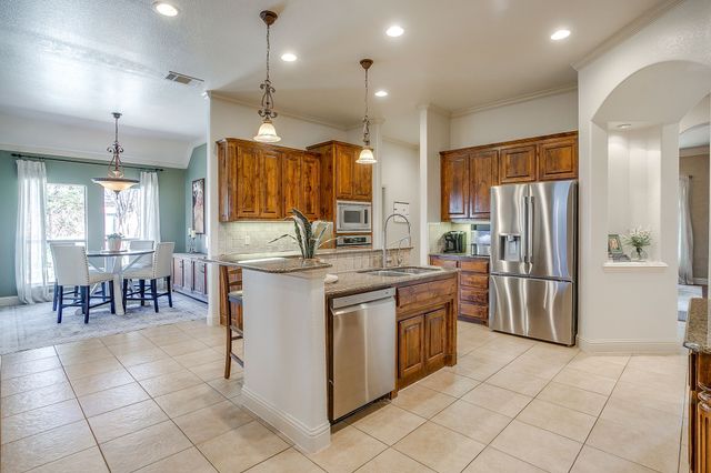 43 Crown Road, Willow Park, TX 76087