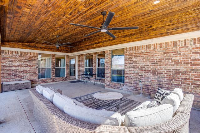 43 Crown Road, Willow Park, TX 76087