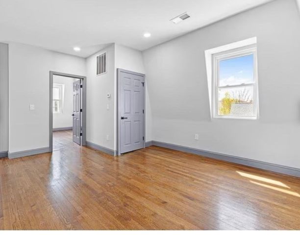 21 Valley Ave 2, Lynn, MA 01902
