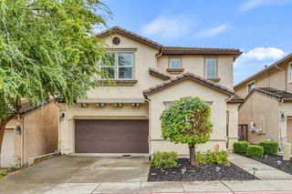 1437 Cummings Way, Folsom, CA 95630