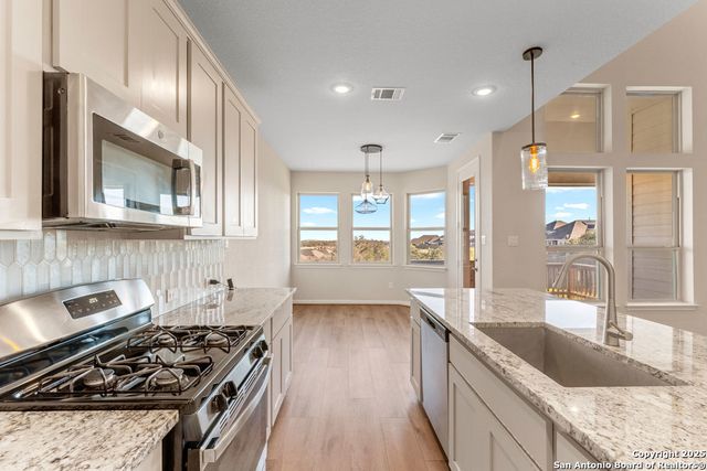 2614 Banditos Rdg, San Antonio, TX 78245