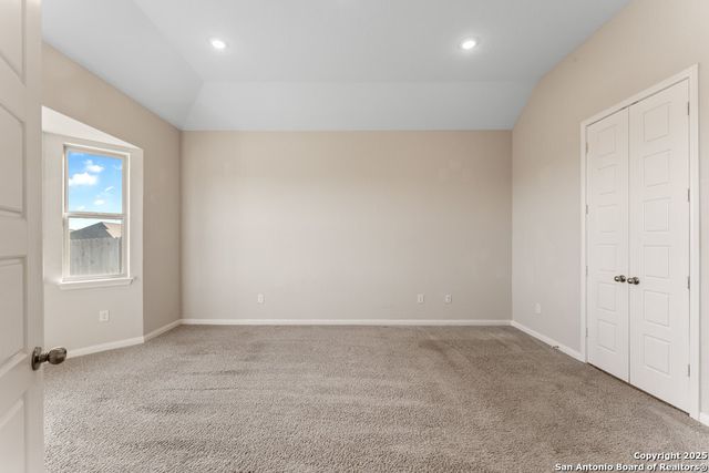 2614 Banditos Rdg, San Antonio, TX 78245