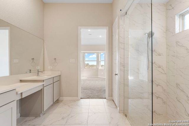 2614 Banditos Rdg, San Antonio, TX 78245