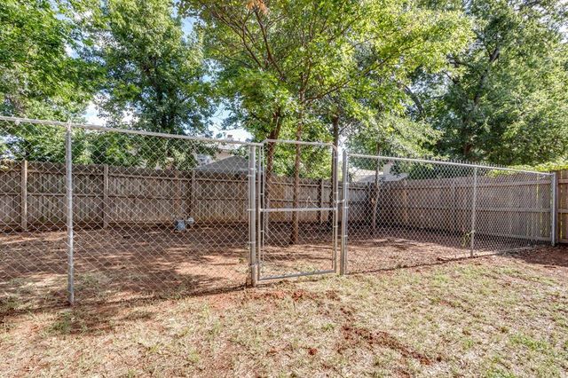 809 Holly Hill Road, Edmond, OK 73003