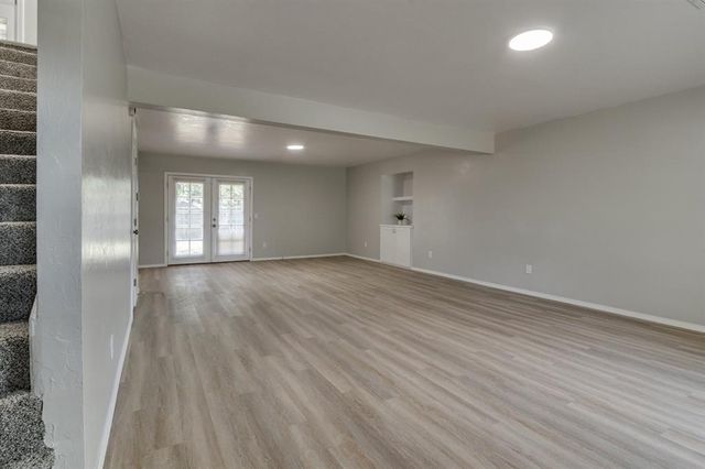 809 Holly Hill Road, Edmond, OK 73003