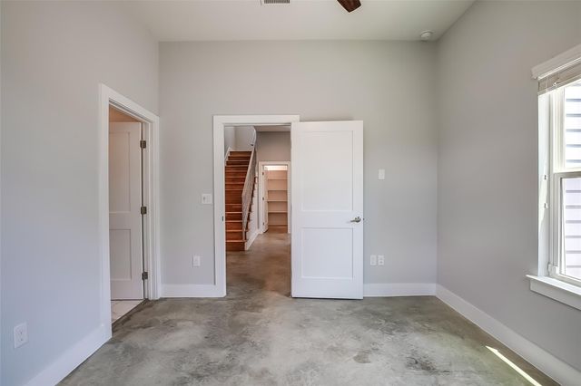 6303 Santos ST A, Austin, TX 78741