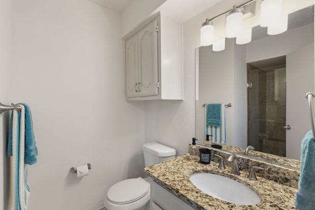 242 Woodcrest Drive, Richardson, TX 75080