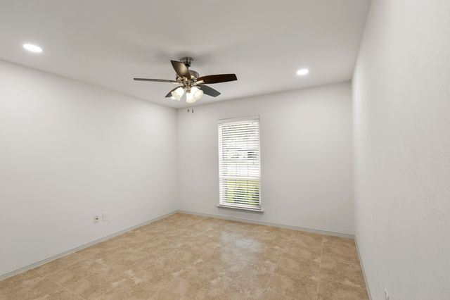 242 Woodcrest Drive, Richardson, TX 75080