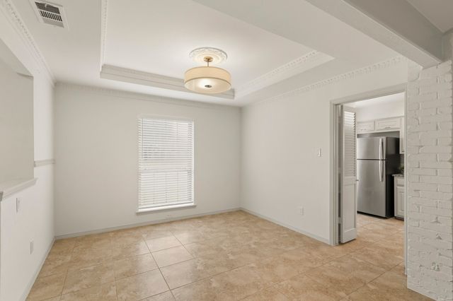 242 Woodcrest Drive, Richardson, TX 75080