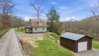 190 Stitt Rd, Chippewa Twp, PA 15010
