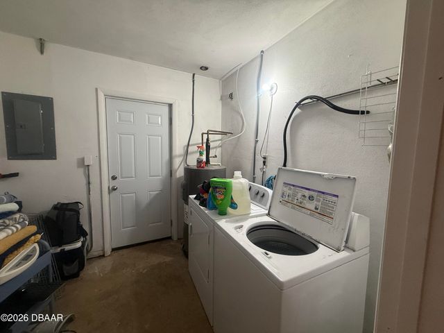 636 Williamsburg Drive, Daytona Beach, FL 32117