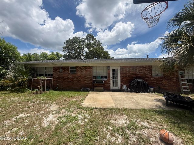 636 Williamsburg Drive, Daytona Beach, FL 32117