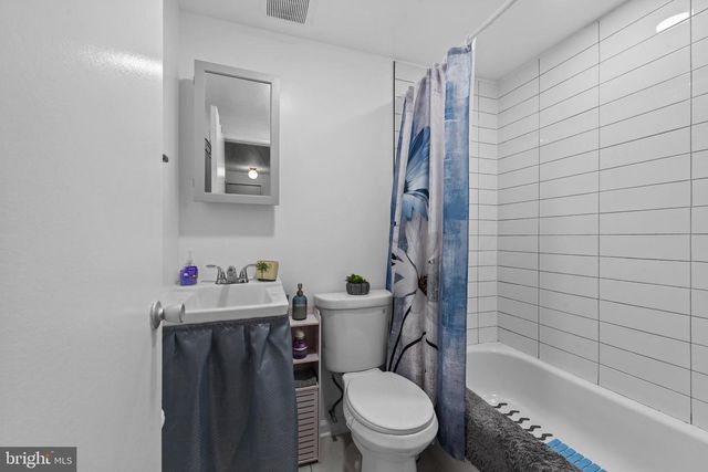 8938 FOOTED RIDGE, Columbia, MD 21045