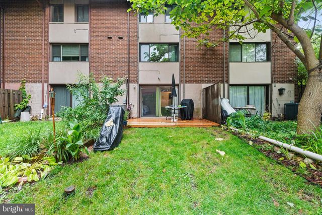 8938 FOOTED RIDGE, Columbia, MD 21045