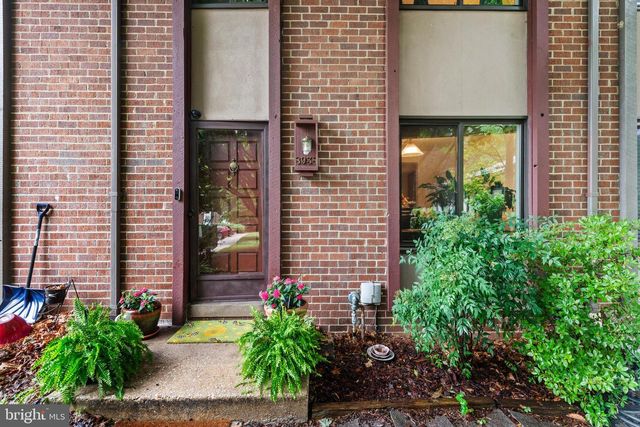 8938 FOOTED RIDGE, Columbia, MD 21045