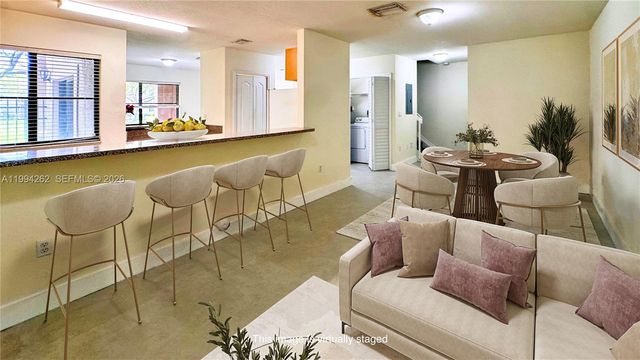 22631 SW 88th Pl 2-18, Cutler Bay, FL 33190