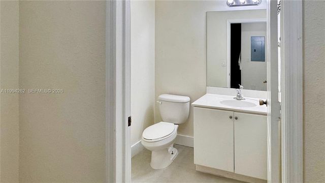 22631 SW 88th Pl 2-18, Cutler Bay, FL 33190