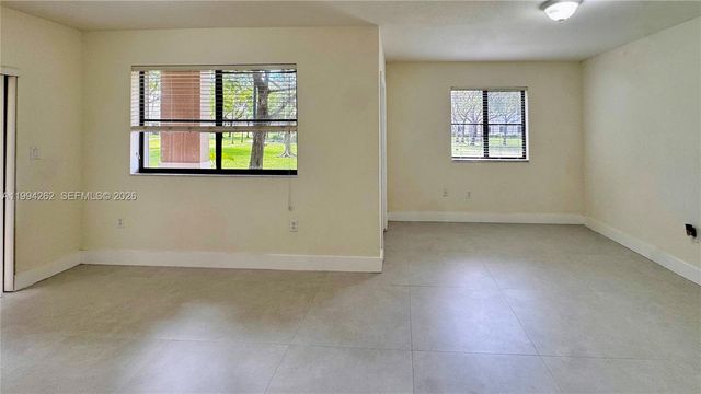 22631 SW 88th Pl 2-18, Cutler Bay, FL 33190