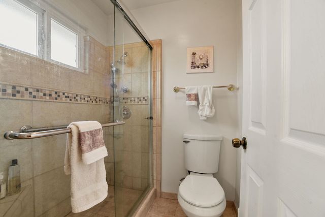 136 Marco Ln, Vacaville, CA 95688