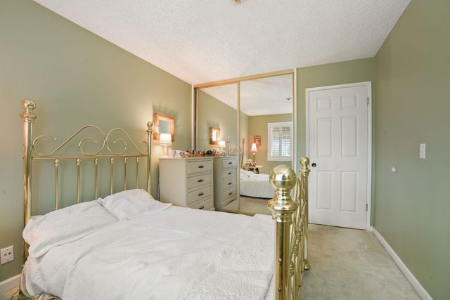 136 Marco Ln, Vacaville, CA 95688