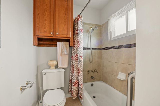 136 Marco Ln, Vacaville, CA 95688