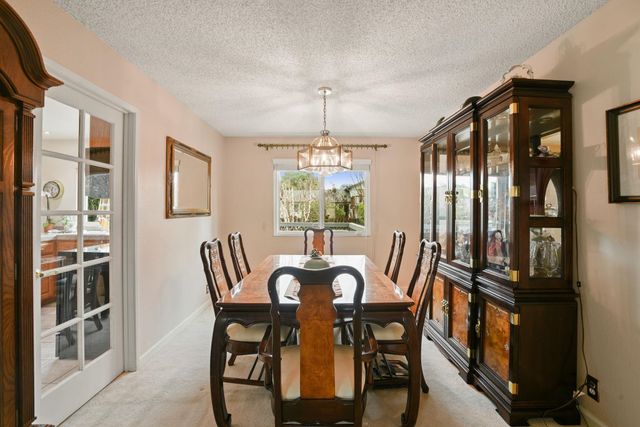 136 Marco Ln, Vacaville, CA 95688