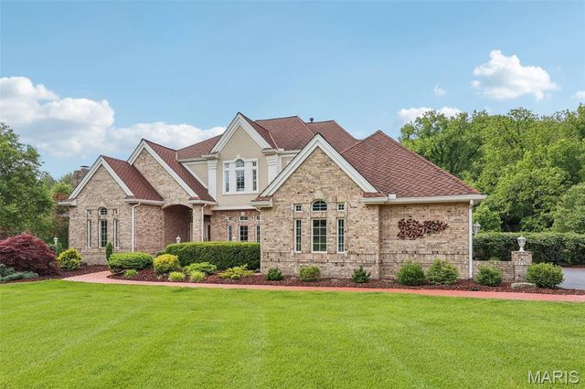 8501 DuPont Lane, Belleville, IL 62223