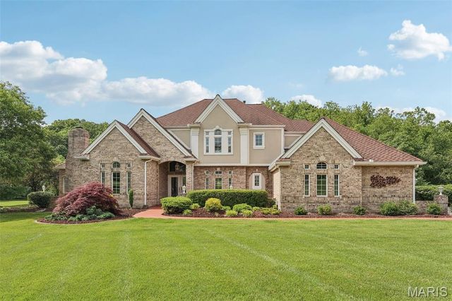 8501 DuPont Lane, Belleville, IL 62223