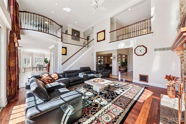 8501 DuPont Lane, Belleville, IL 62223