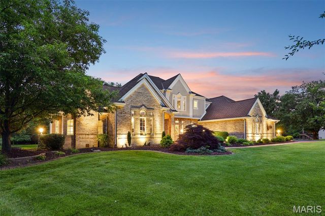 8501 DuPont Lane, Belleville, IL 62223