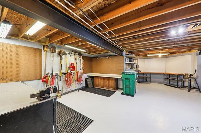 8501 DuPont Lane, Belleville, IL 62223