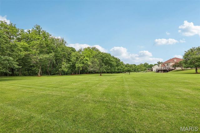 8501 DuPont Lane, Belleville, IL 62223