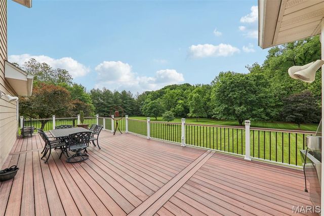 8501 DuPont Lane, Belleville, IL 62223