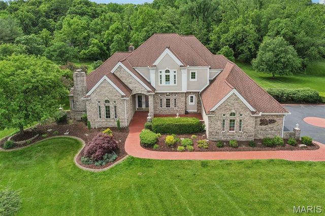 8501 DuPont Lane, Belleville, IL 62223